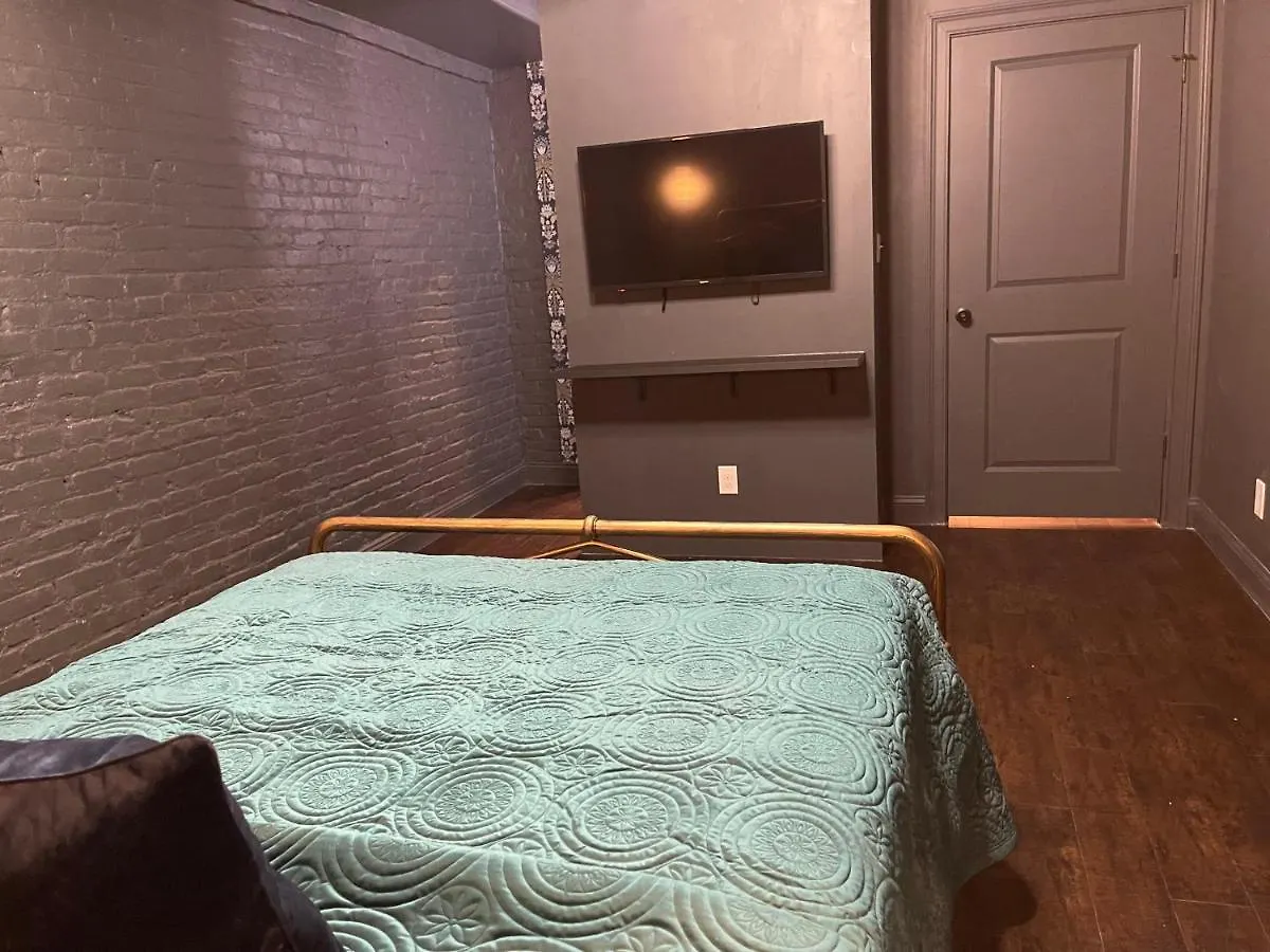 Holiday home Luxury City Escape & Peaceful Retreat By Hollyhock Louisville