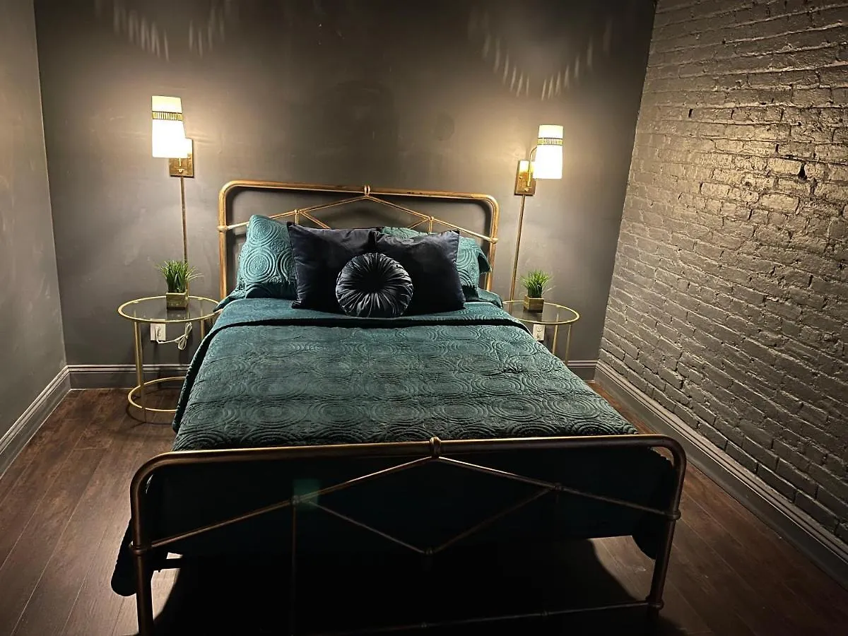 Holiday home Luxury City Escape & Peaceful Retreat By Hollyhock Louisville